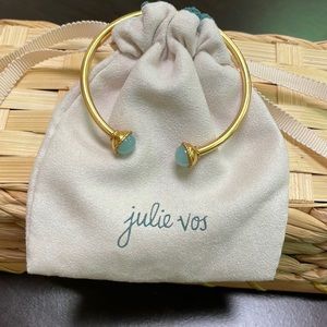 Julie Vos Gold Bangle
